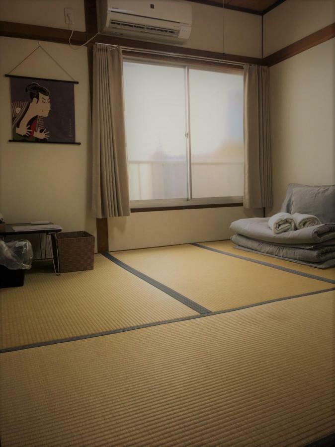 Apartment Flower House