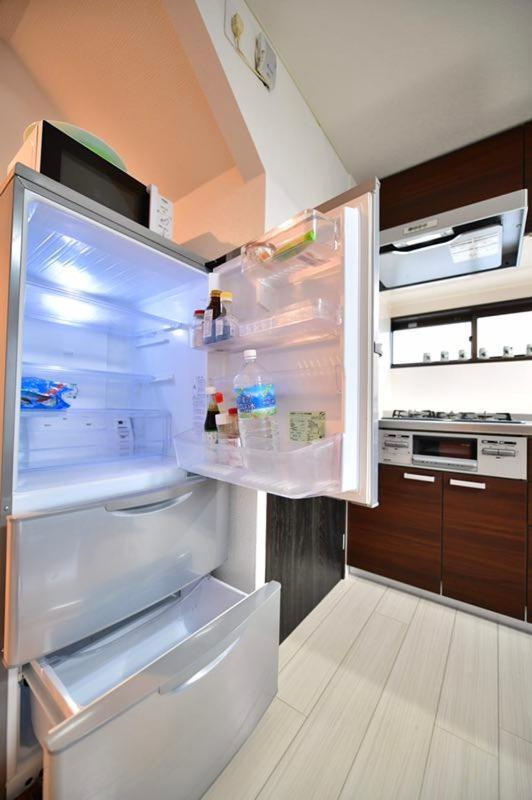 Apartment 901 Three Bedrooms Large Apt At Jr Shinjuku Station新宿二丁目