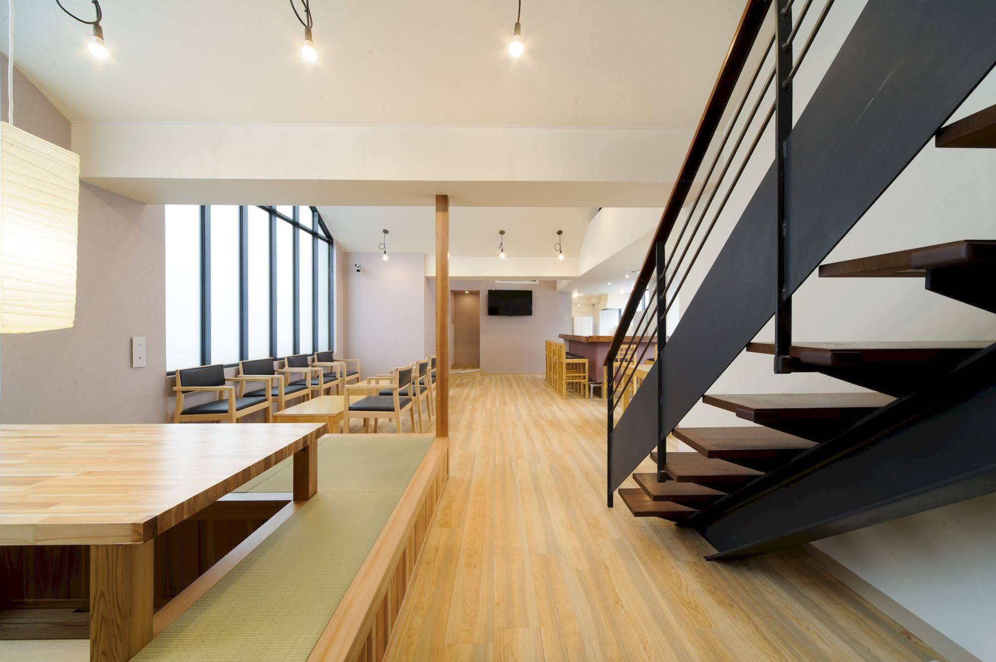 Oak * Tokyo