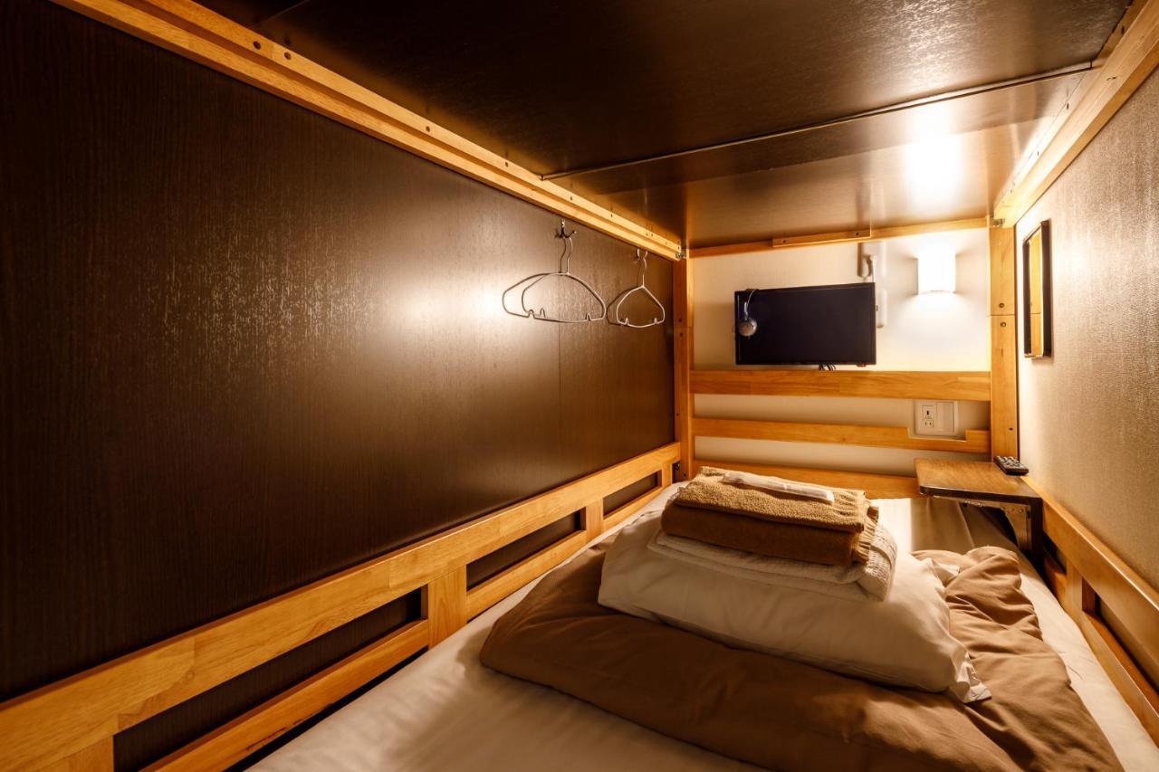 Owl Shinbashi Capsule hotel Tokyo