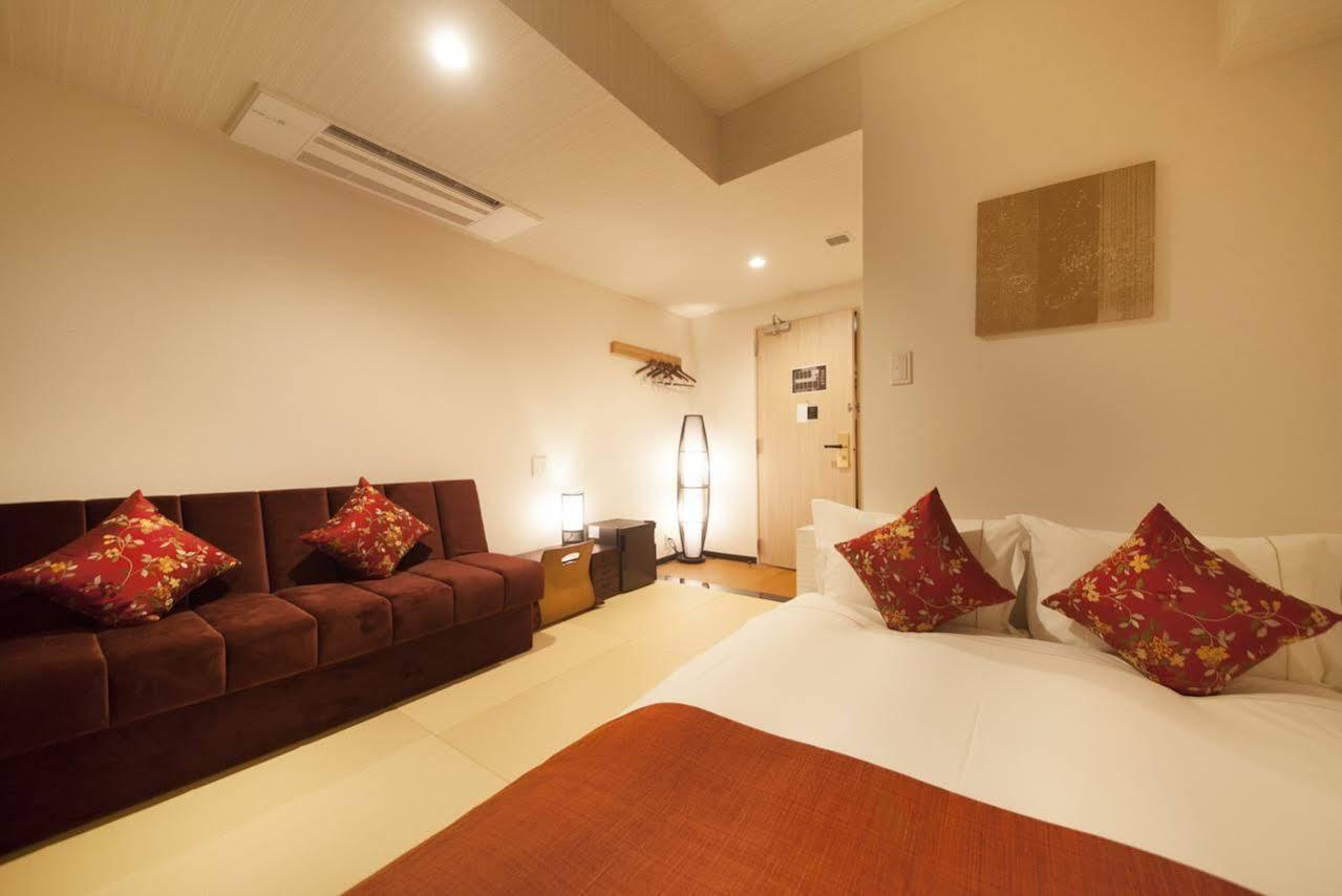 Centurion & Ueno Station -artificial Radium Hot Spring Hotel