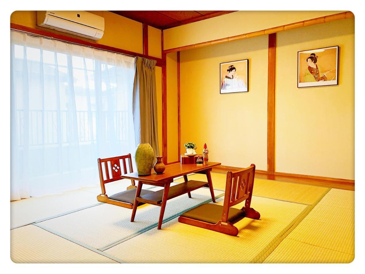 Shinjuku & Shibuya Happy Louis House Tokyo