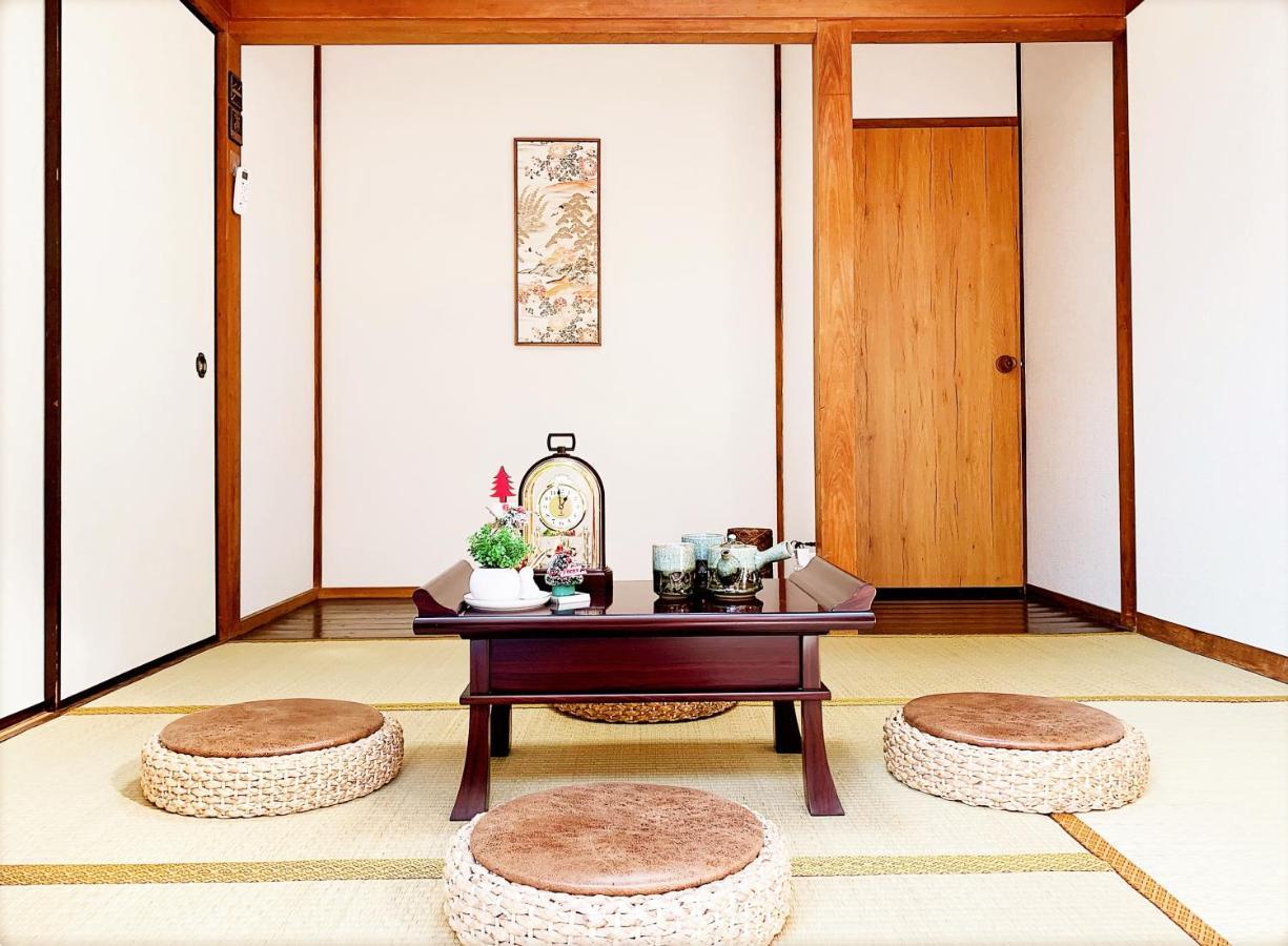 Shinjuku & Shibuya Happy Louis House Homestay *