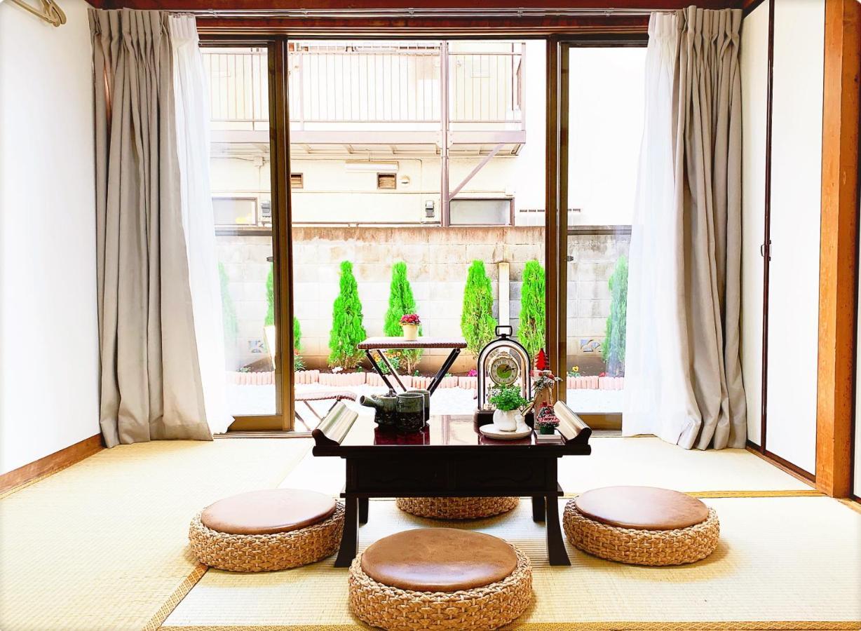 Shinjuku & Shibuya Happy Louis House Homestay *