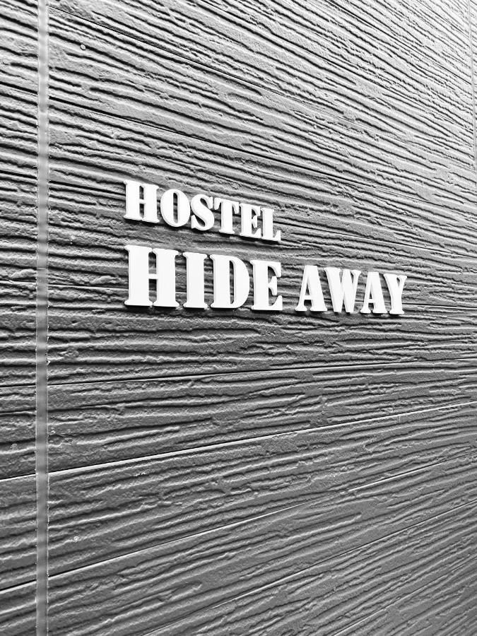 Hideaway Hostel *