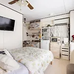 Tokyo Secret House 201