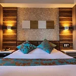 Amand Hotel