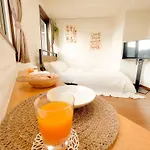 Shinjuku Nzo Apt