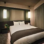Newopen! - 2 Min Walk From Yoyogi-Koen Station - 5 Min Train Ride From Shinjuku - 2 Showers - 123 M2, Private House In The City Centre!