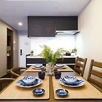 Cherry Blooming Tokyo- All Suite Boutique Hotel 东京伊樱里-中央区全套房艺术酒店