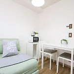 Studio Vacation Apartment, 5 Mins To Shibuya Crossing-Hachiko! Cs1 008