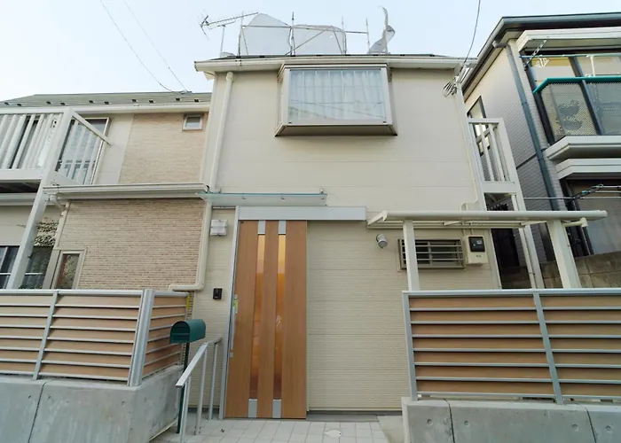 Shinjuku Deep Lane Local Villa