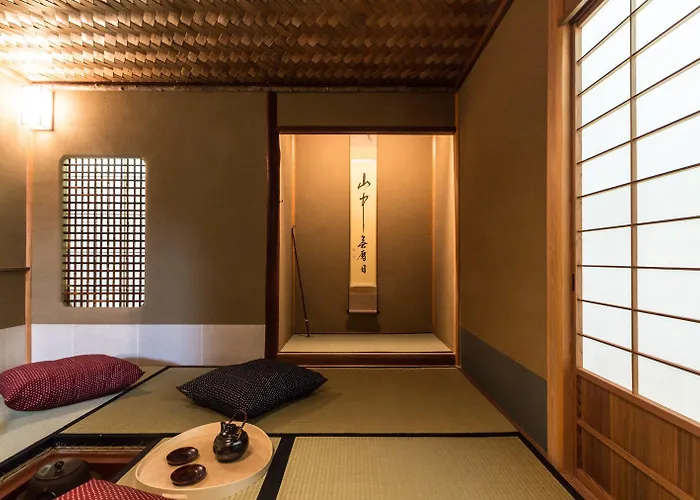 末松ビル -Japanaese Tea Master\'S Room-