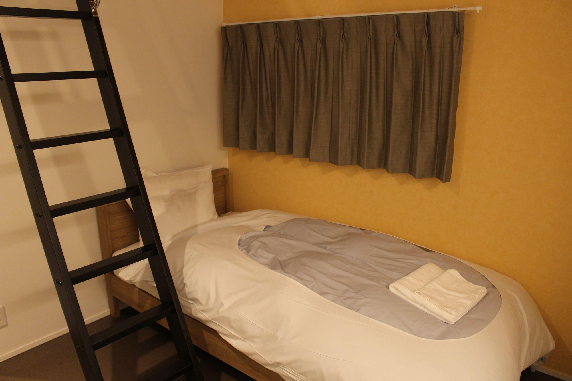 New Chiyoda 2* Tokyo