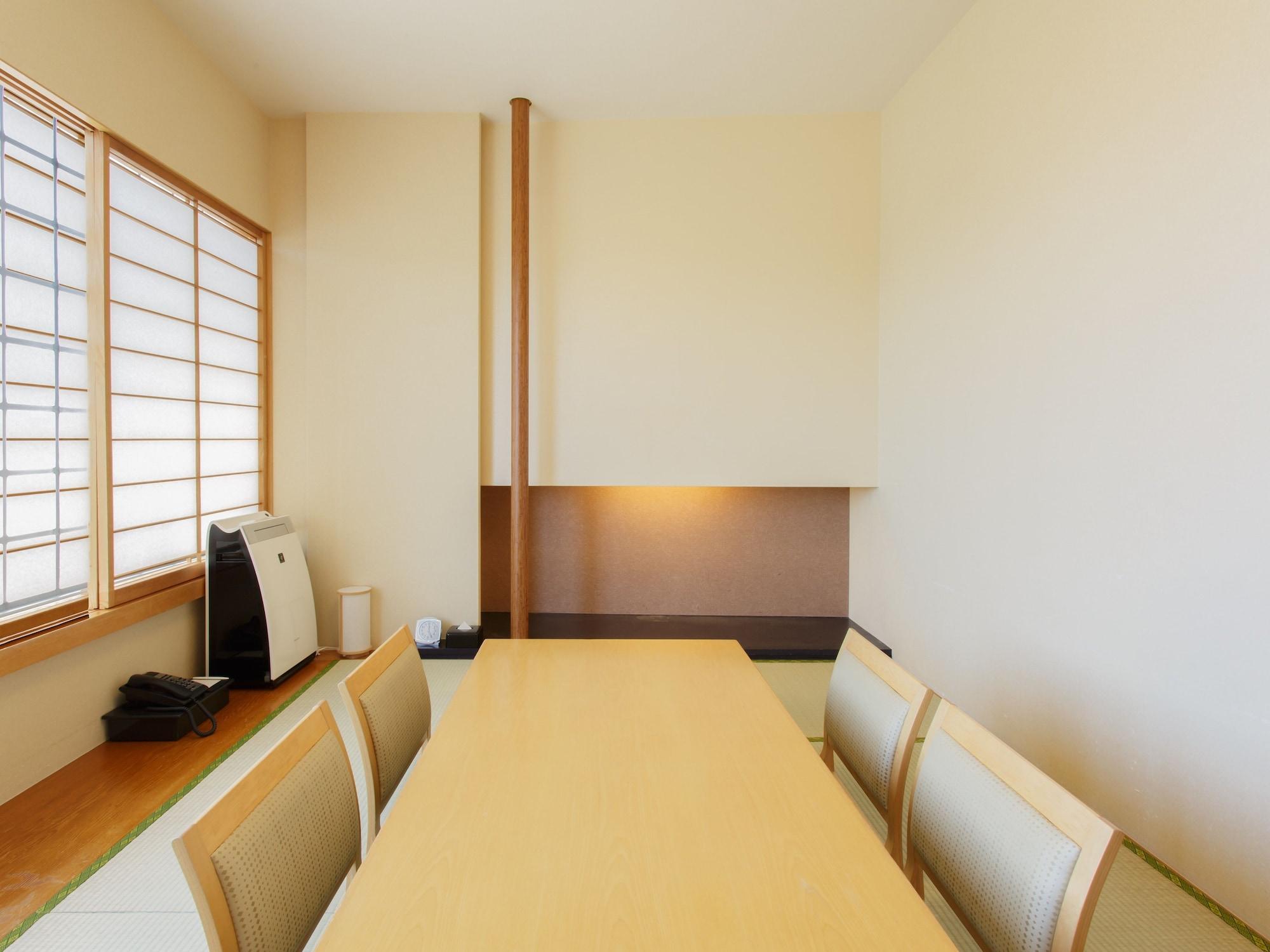 Hotel Grand Arc Hanzomon 3*