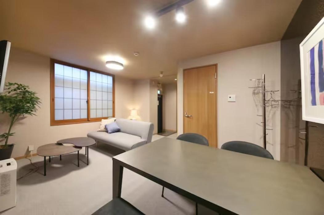 Apartment ぷふか芝公園　 *