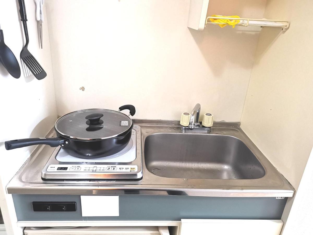Apartment B House -- Self Check In -- Number & Password Is In The Following Email