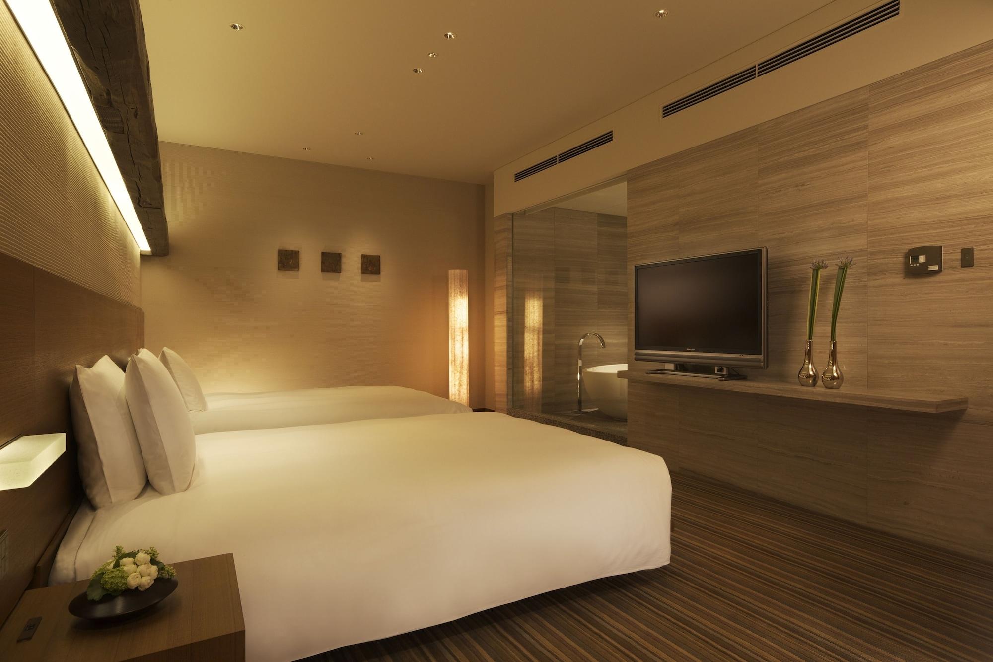Hyatt Regency Hotel 4*