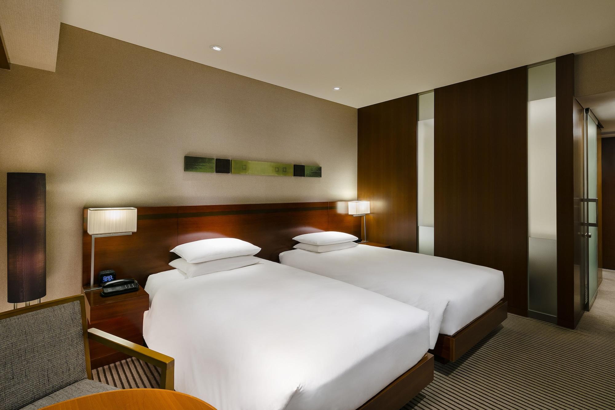 Hyatt Regency 4*