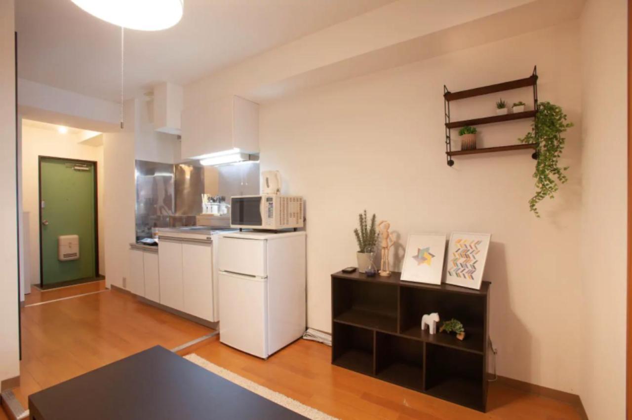 Apartment Hojo Building Tokyo