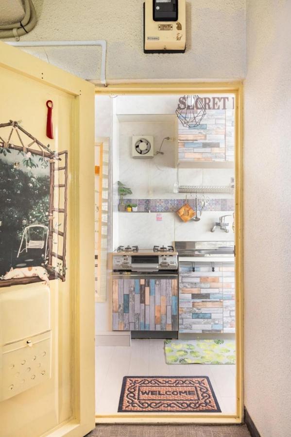 Secret House 201 Apartment *