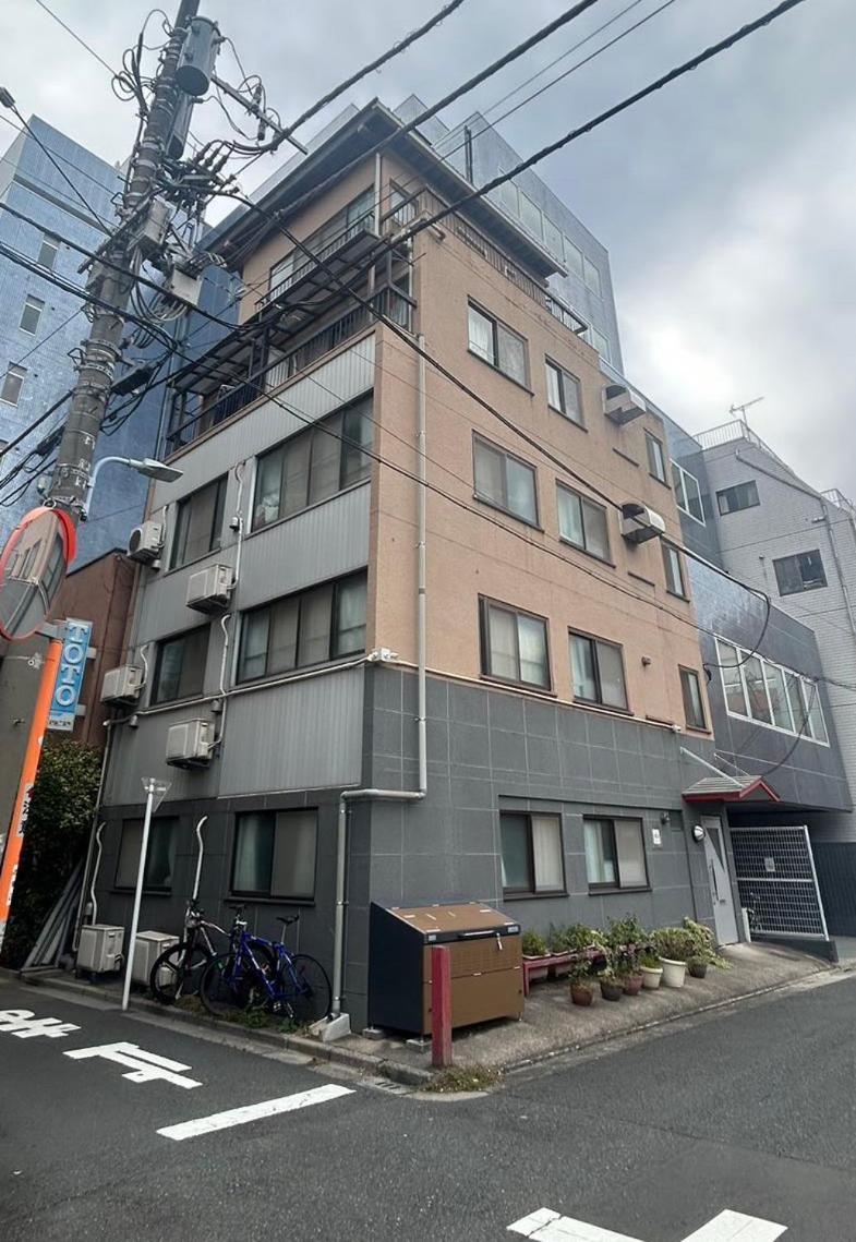 Ueno Iriya * Tokyo