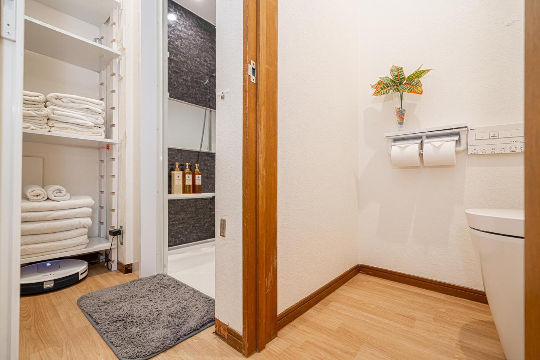秋 5gwifi*東京千代田区皇居1km~king Bldg. Homestay Tokyo