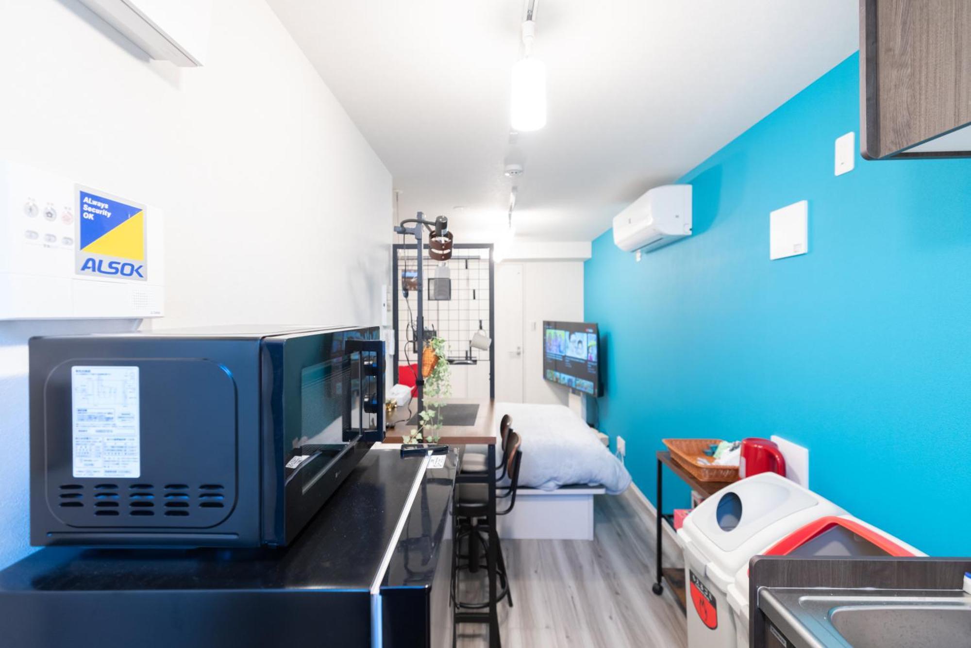 Caesar House Connecting 201and202 Apartment