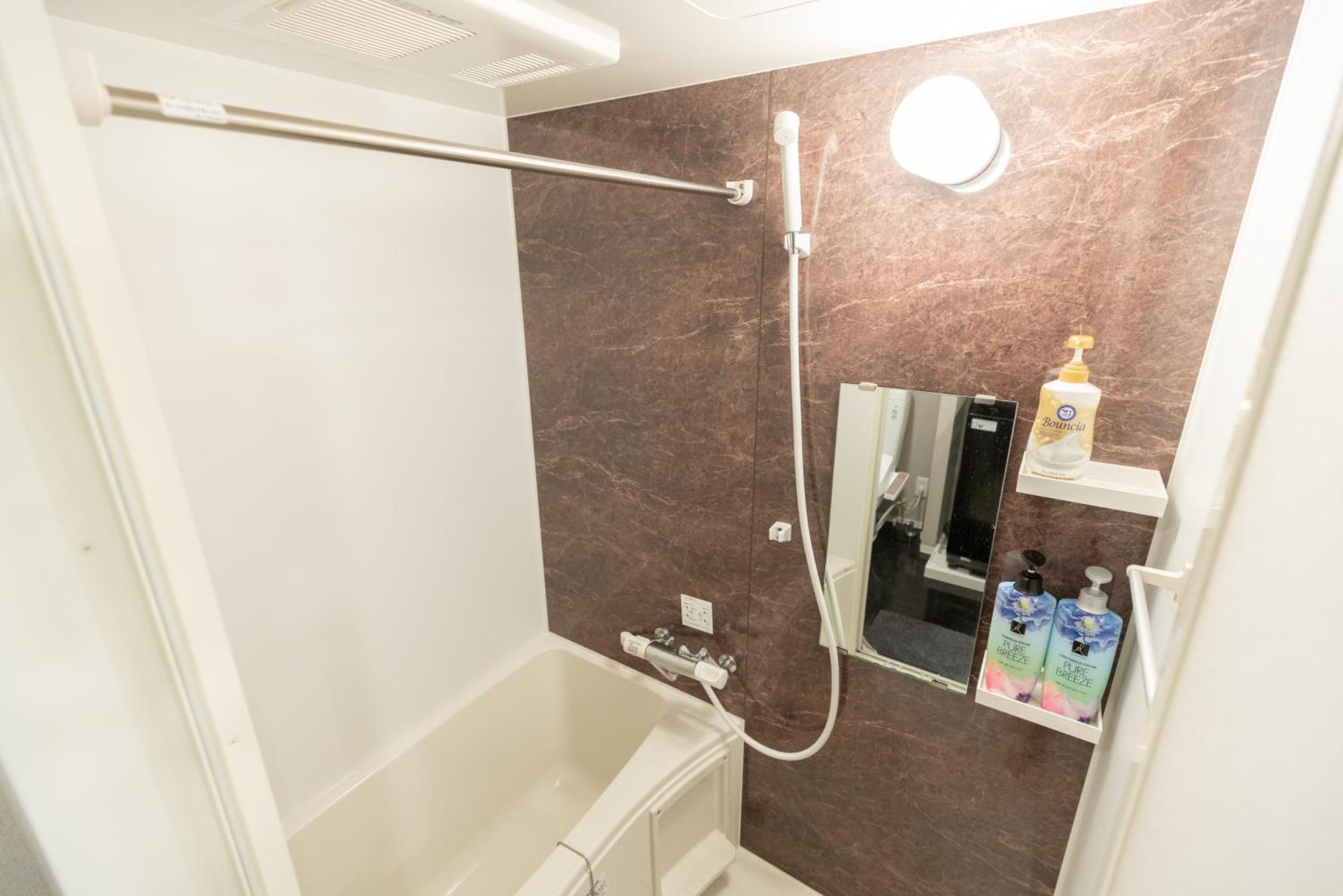 Apartment Caesar House Connecting 201and202 Tokyo