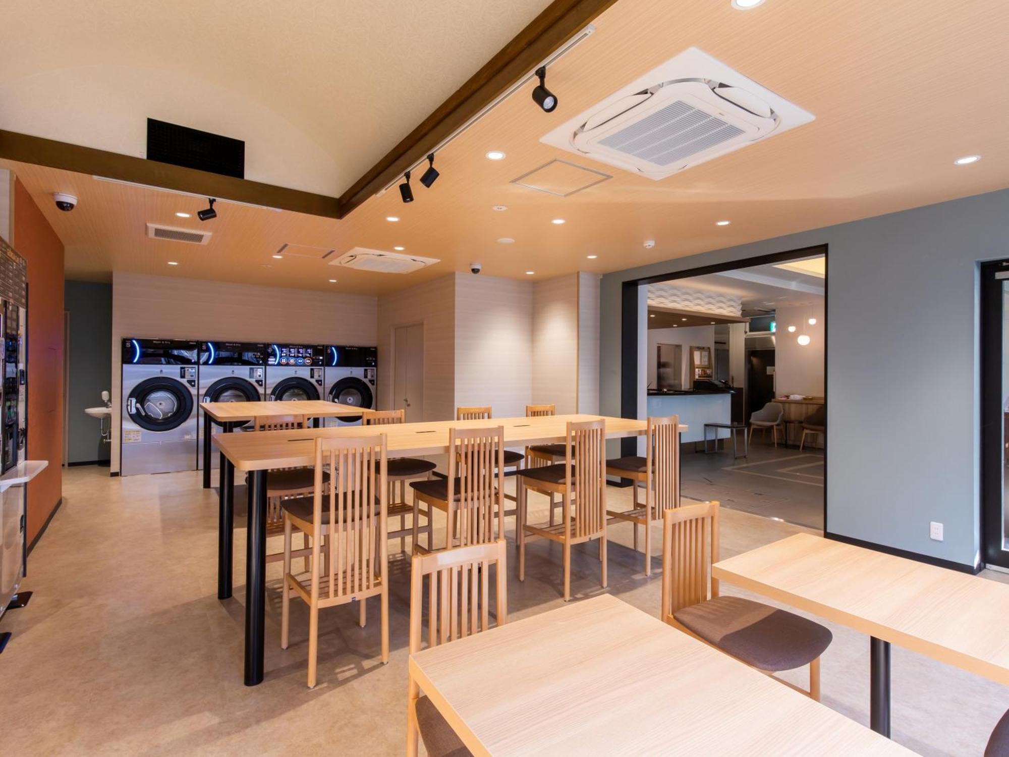 Tokyu Monzen-nakacho Tokyo