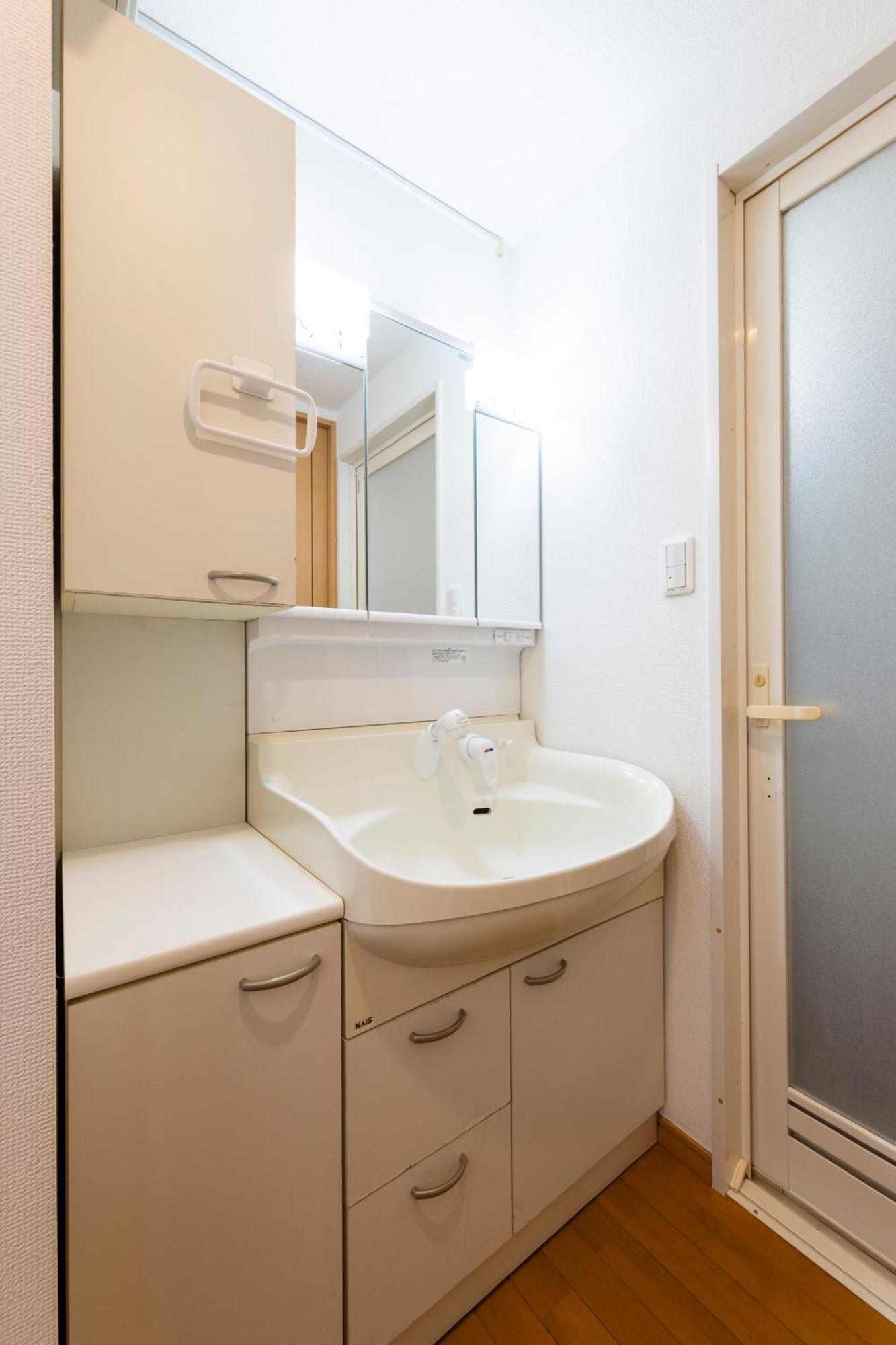 Romantic Flat In The Heart Of Shibuya / 7min Walk Apartment *
