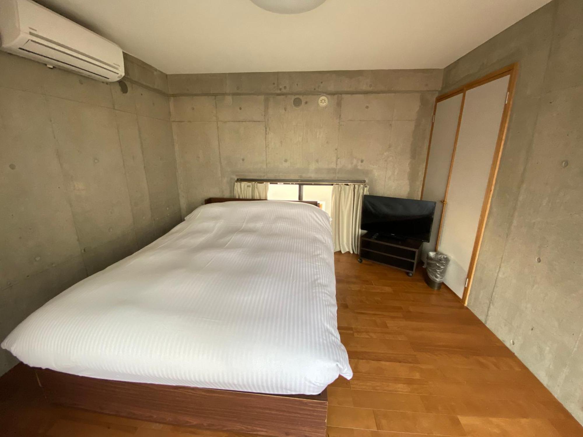 Prism Court Hirai 801 Apartment