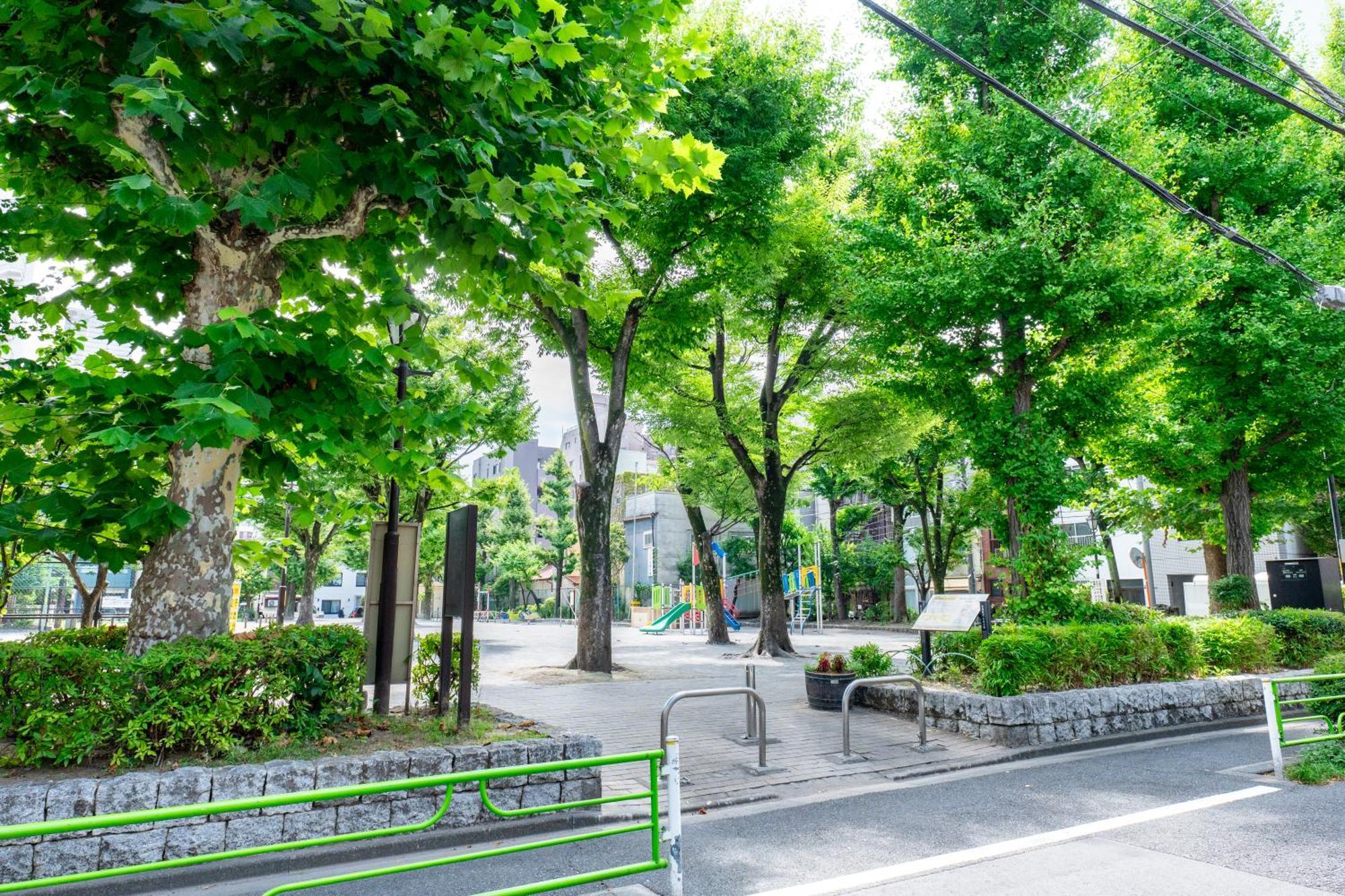 Apartment Ueno Garden House - 2 Mins Walk To Subway, 2 Mins Train To Akihabara, 2 Mins Train To Asakusa