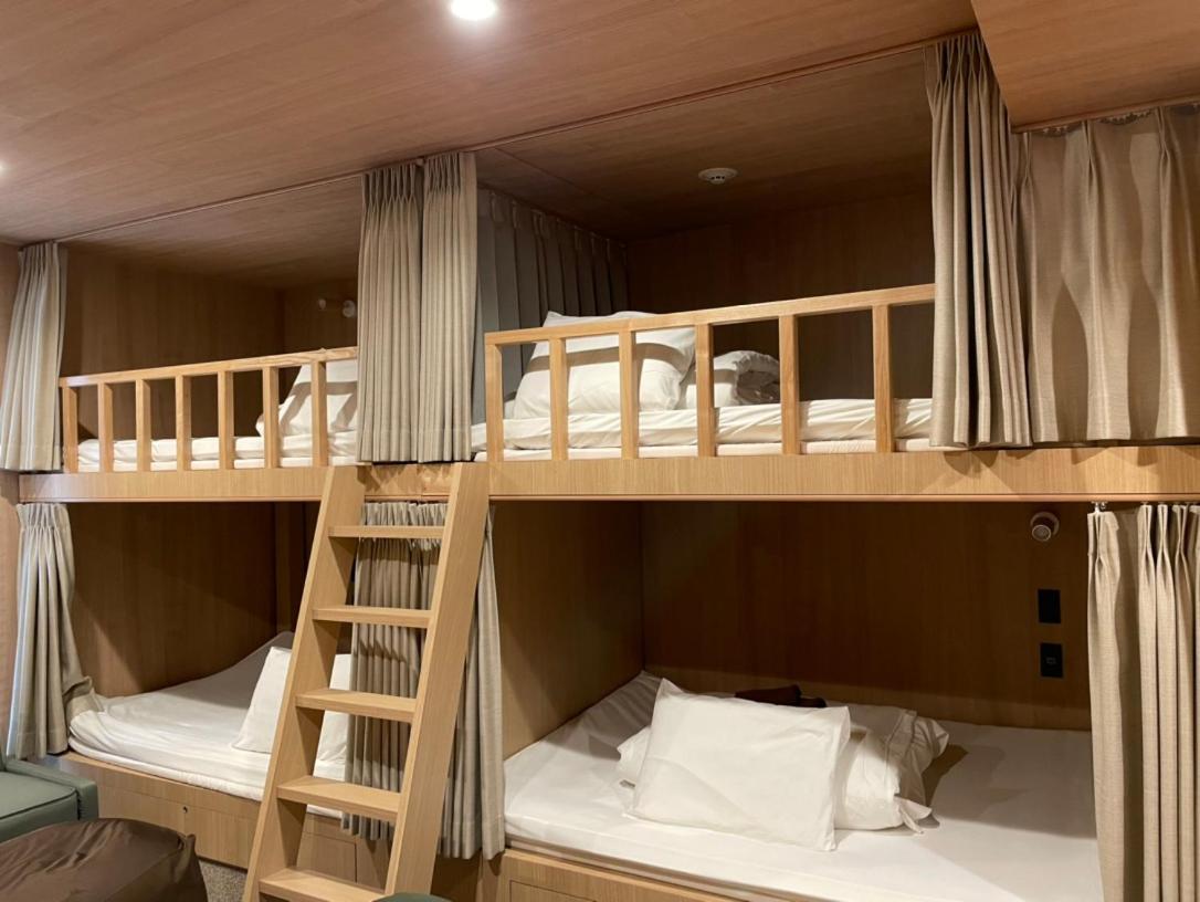 Aparthotel The Bonds