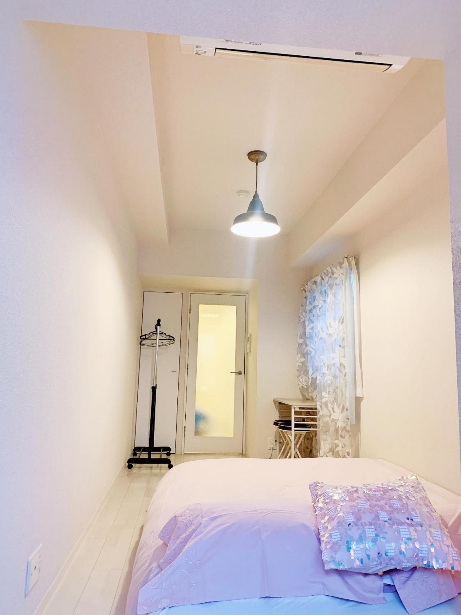 Ookubo Shinjuku Kabukicho Smart Stay: 3-min Metro, High-speed Wi-fi Apartment *