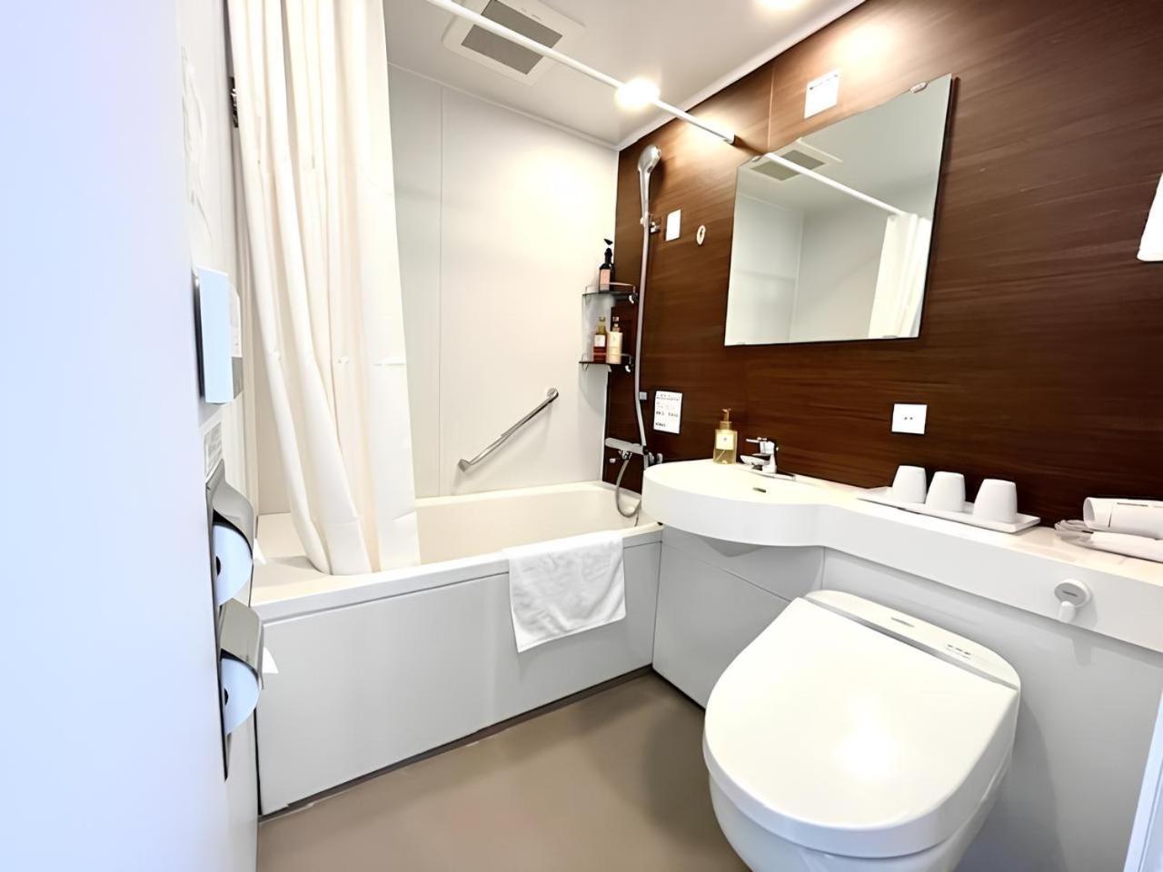 Henn Na Nishikasai 3* Tokyo