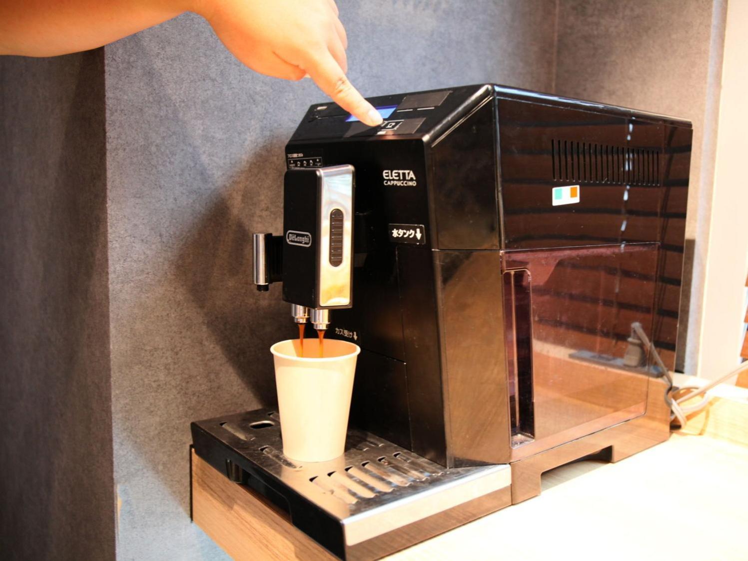 Capsule hotel Rembrandt & Shimbashi - Caters To Men Tokyo