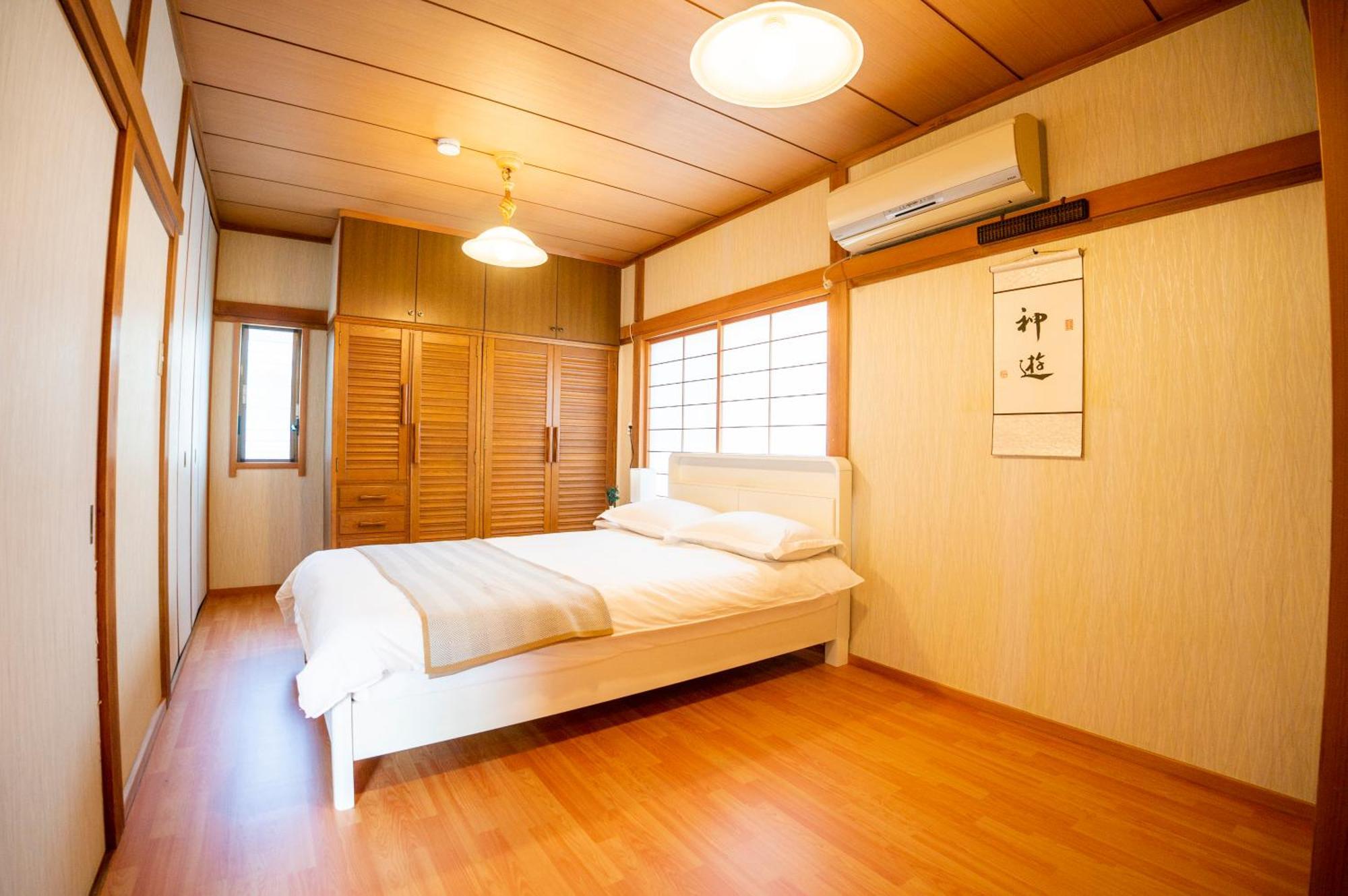 Villa Family Or Business Travel 20 Percent Off 20 Guests 144sqm Free Ikebukuro Shuttle 2 Kitchens Bathrooms 4 Bedrooms Tokyo