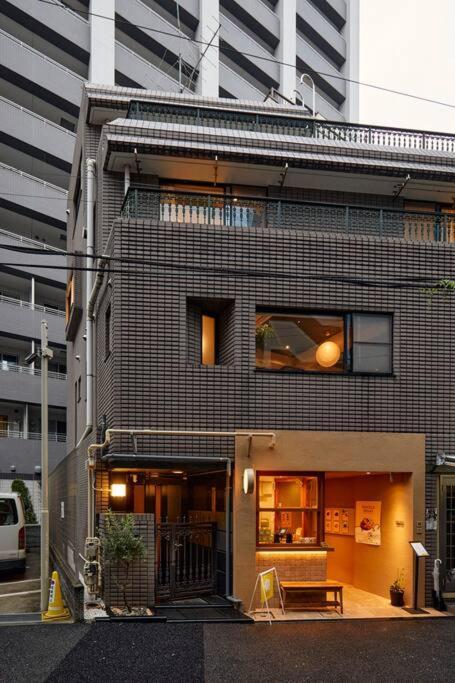 Newopen! - 2 Min Walk From Yoyogi-koen Station - 5 Min Train Ride From Shinjuku - 2 Showers - 123 M2, Private House In The City Centre!