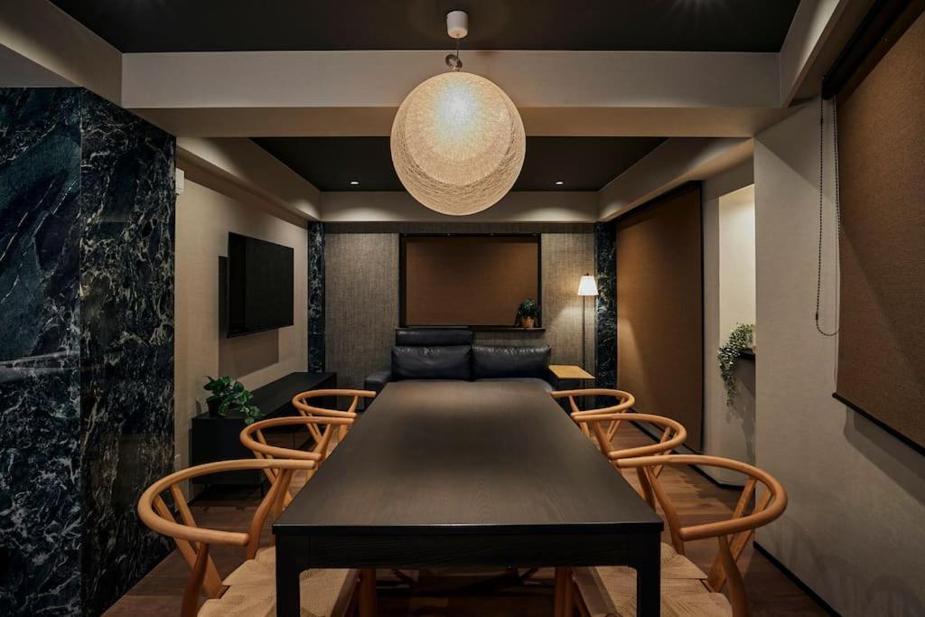 Newopen! - 2 Min Walk From Yoyogi-koen Station - 5 Min Train Ride From Shinjuku - 2 Showers - 123 M2, Private House In The City Centre! Villa *