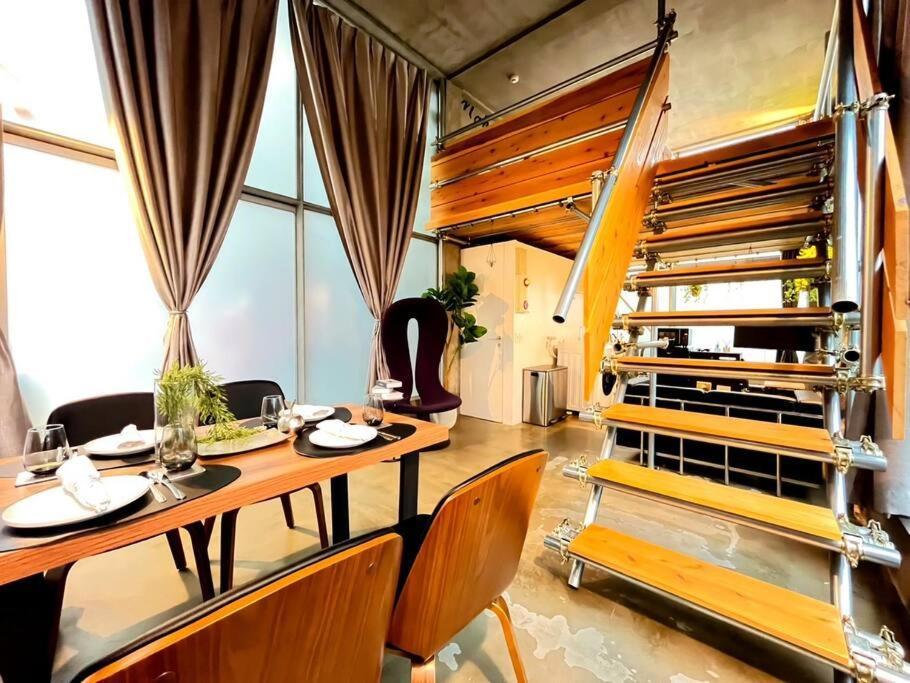 Conveniently Located Near Shinjuku *