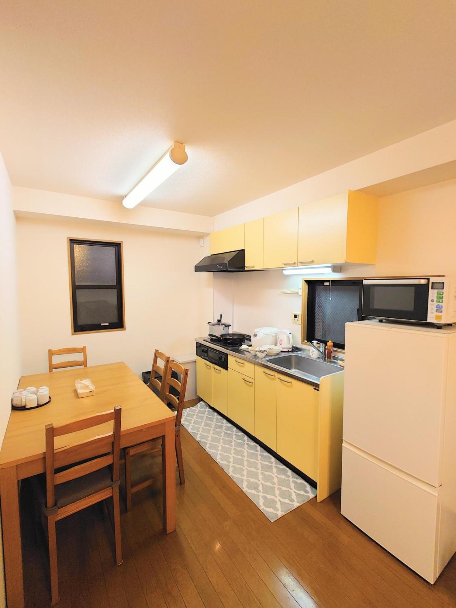 Honeys Aparthotel