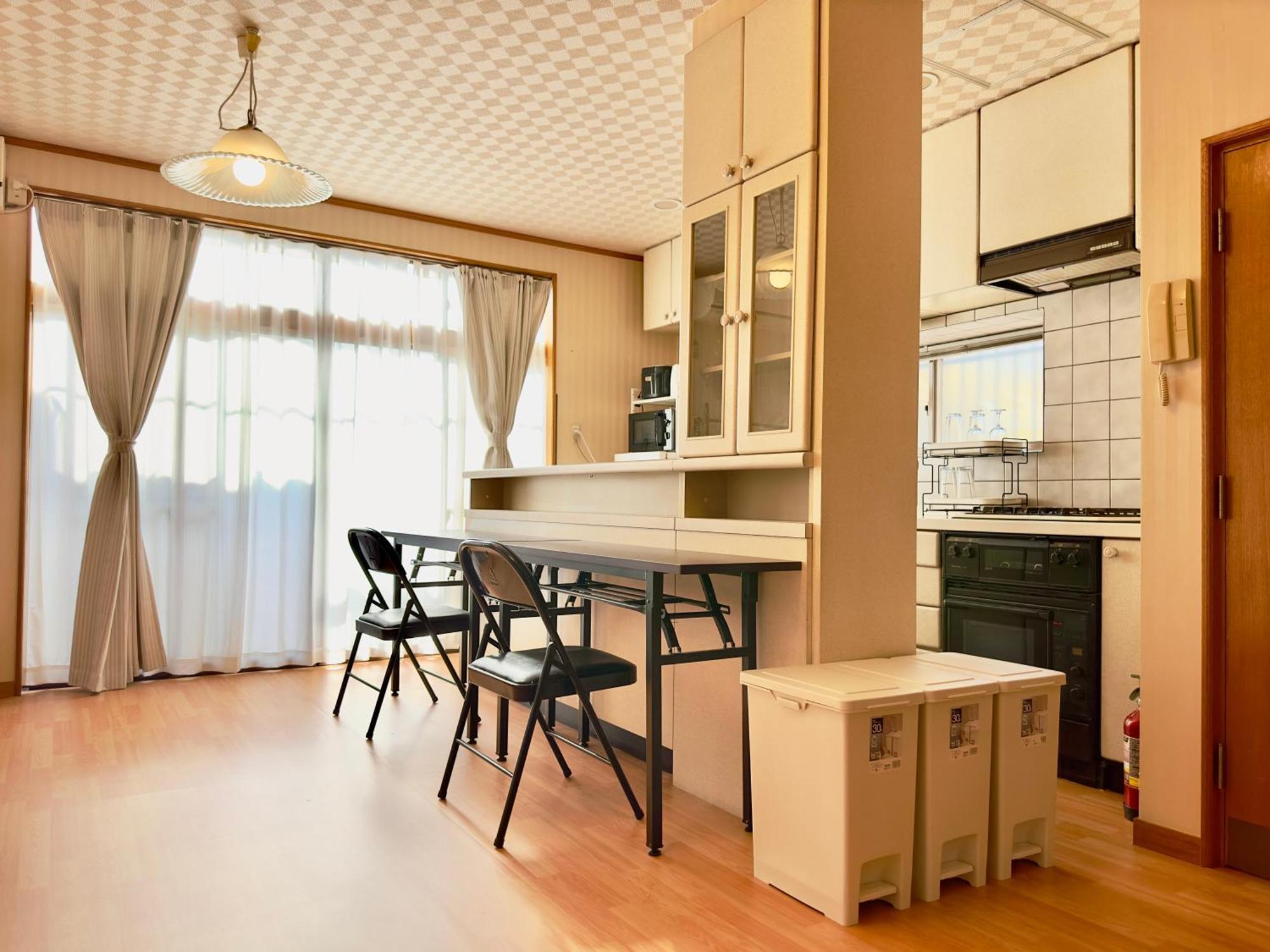 Villa Family Or Business Travel 20 Percent Off 20 Guests 144sqm Free Ikebukuro Shuttle 2 Kitchens Bathrooms 4 Bedrooms Tokyo