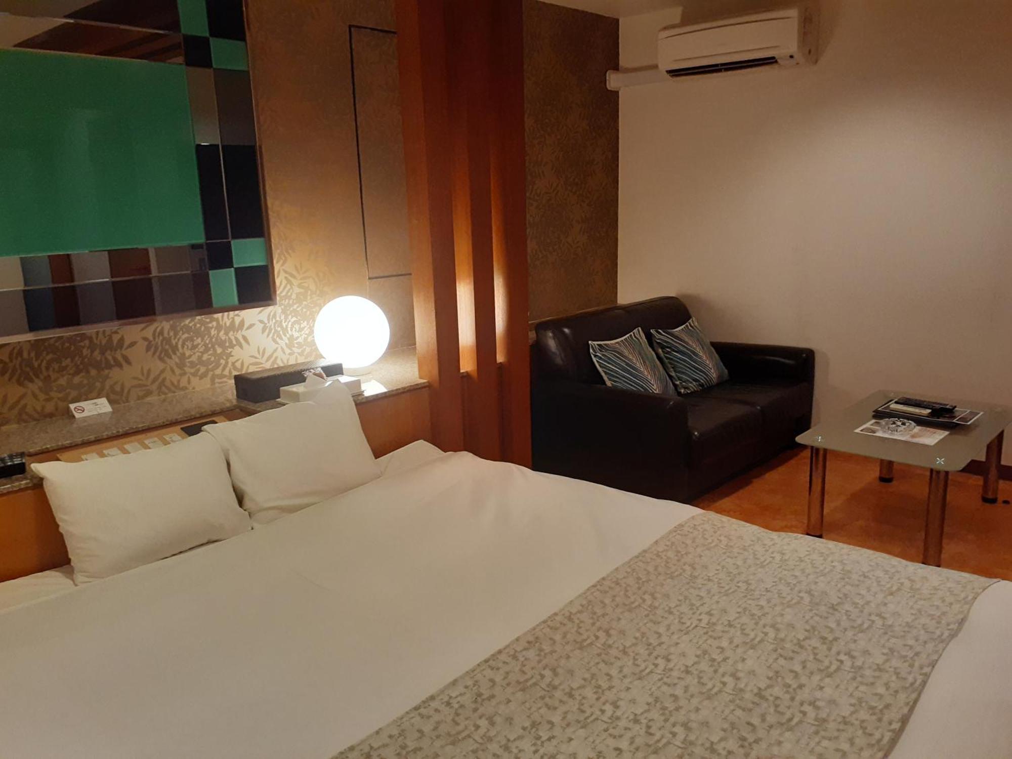 Love hotel Moana Otsuka 3*