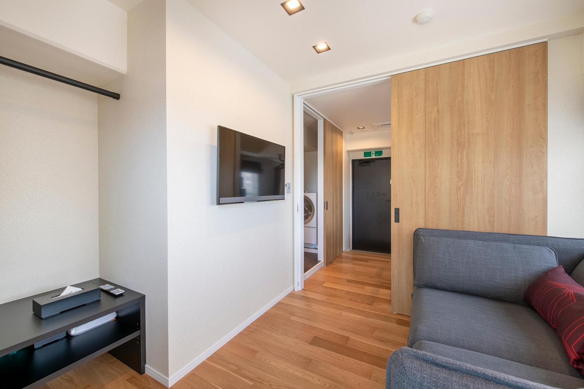 Across Akihabara Guest house *