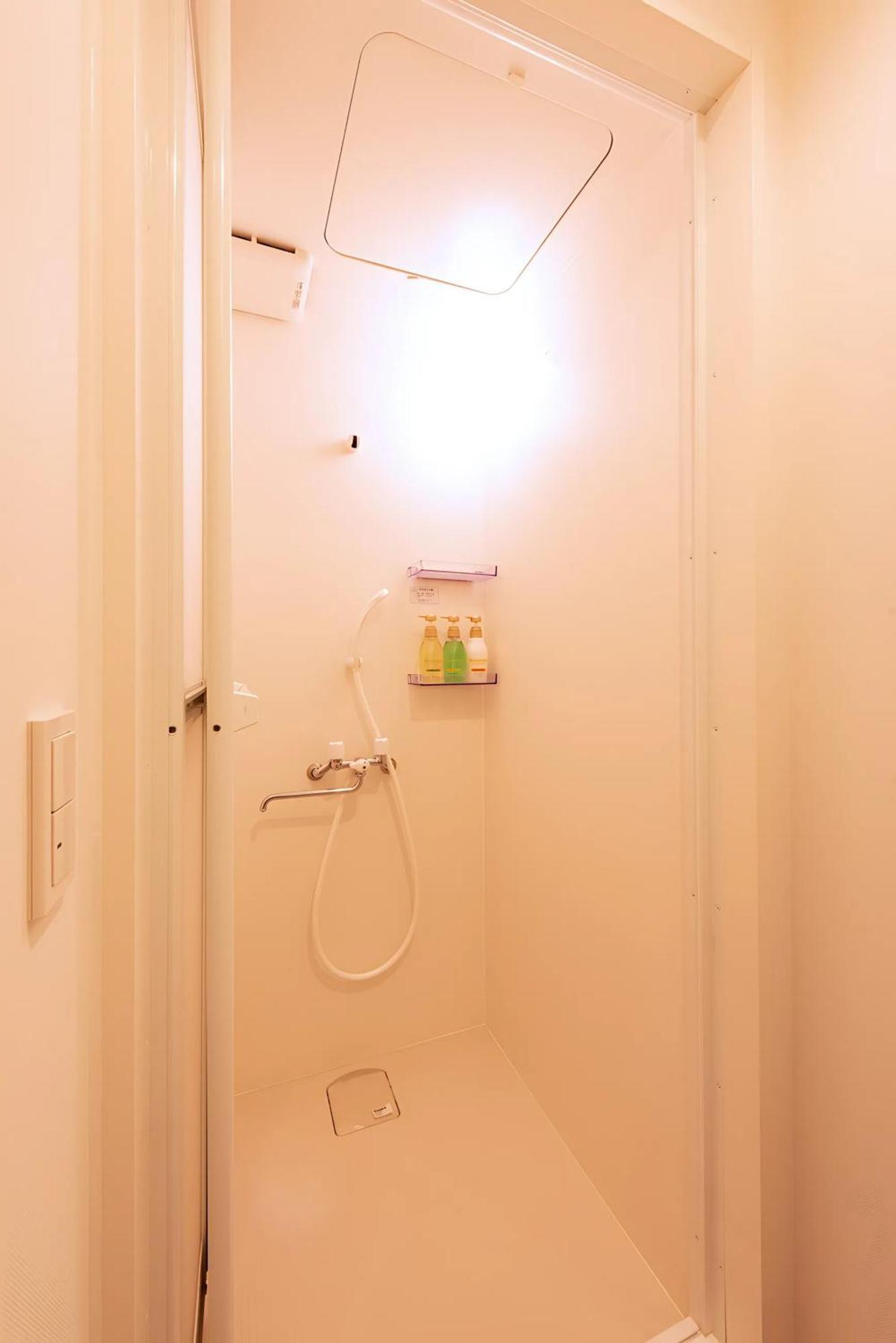 Hostel &and Minamisenju *