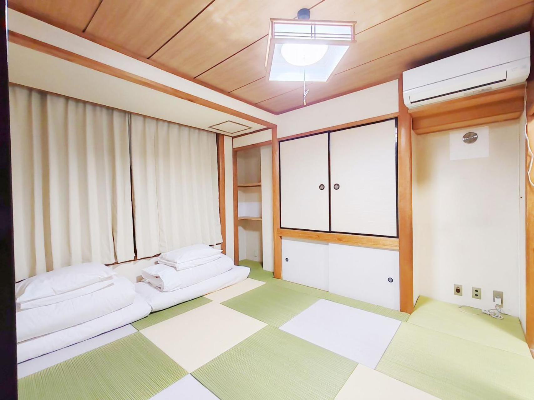 Hananosato Takadanobaba Apartment *