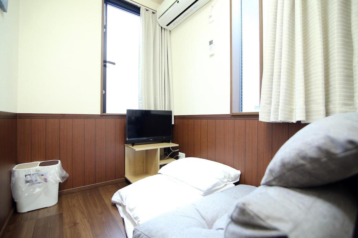 Shinjuku, Quiet Area, Close To Station, Room205 * Tokyo