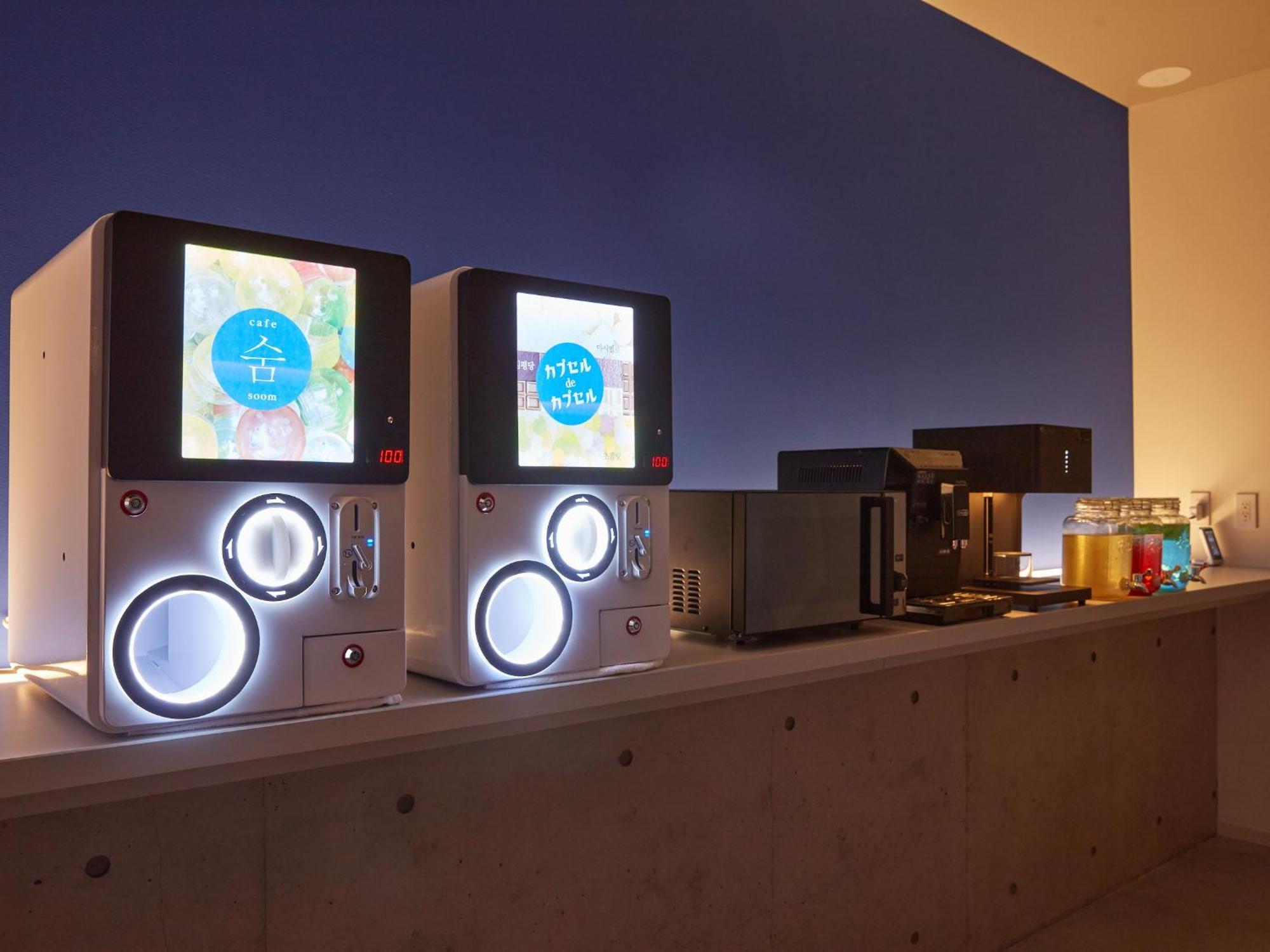 Rembrandt Shinjuku Shin-okubo Capsule hotel Tokyo