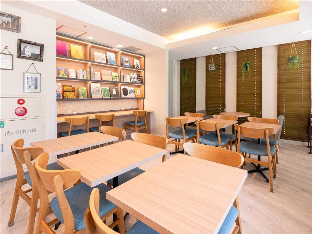 Comfort Kiyosumi Shirakawa 3*